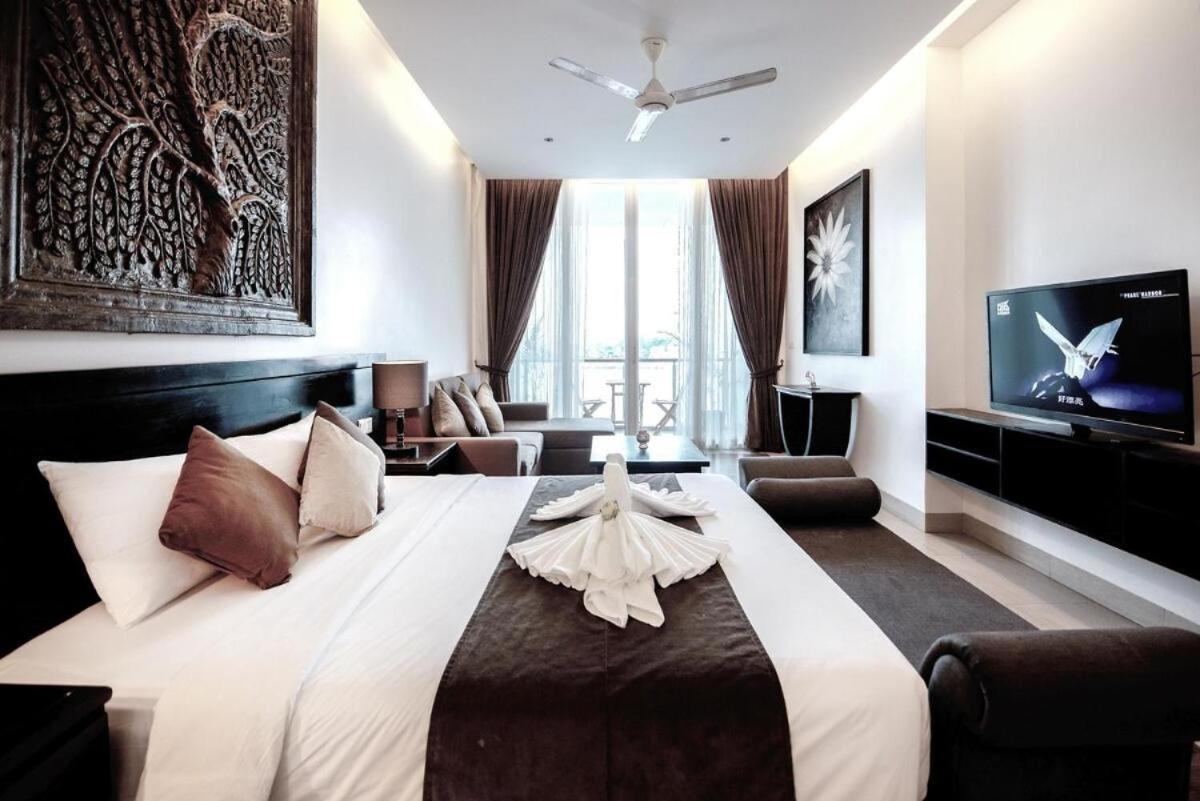 Blue Crystal Boutique Hotel Phnom Penh Eksteriør bilde
